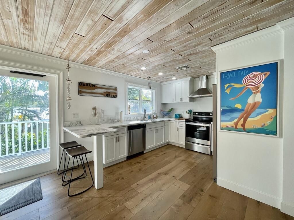 924 Coquina Lane, Unit 4, Vero Beach, FL 32963 Photo