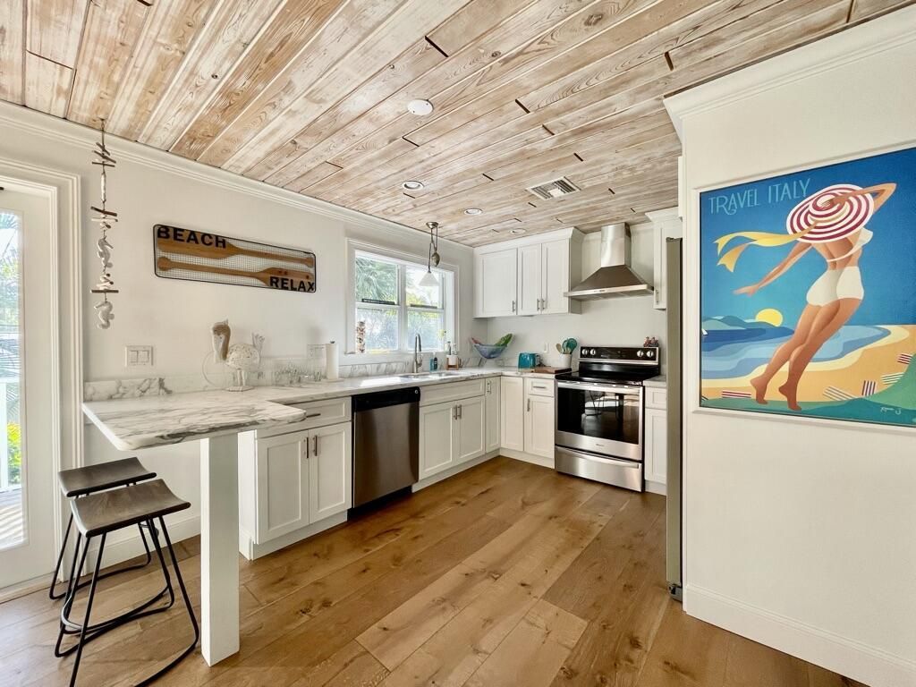 924 Coquina Lane, Unit 4, Vero Beach, FL 32963 Photo