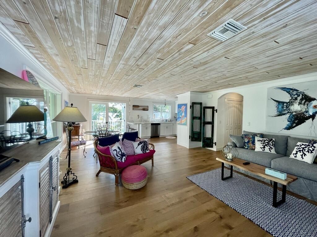 924 Coquina Lane, Unit 4, Vero Beach, FL 32963 Photo