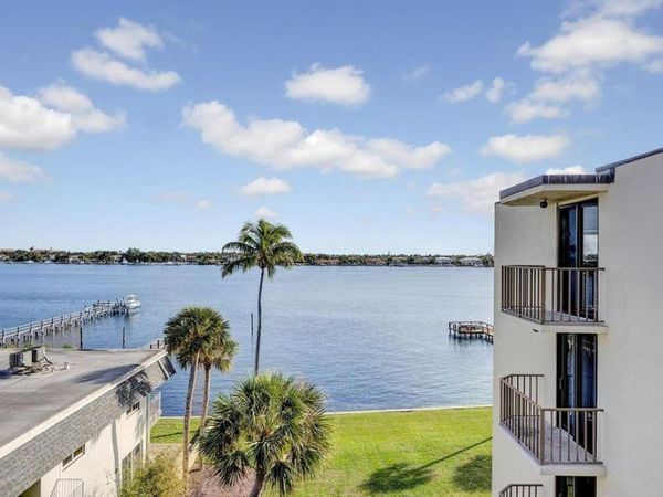 1202 S Lake Drive, Unit 501, Lantana, FL 33462