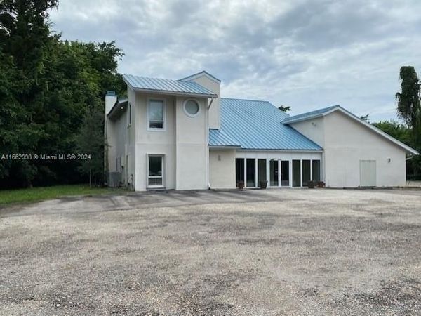 4450 S Jog Road, Greenacres, FL 33467