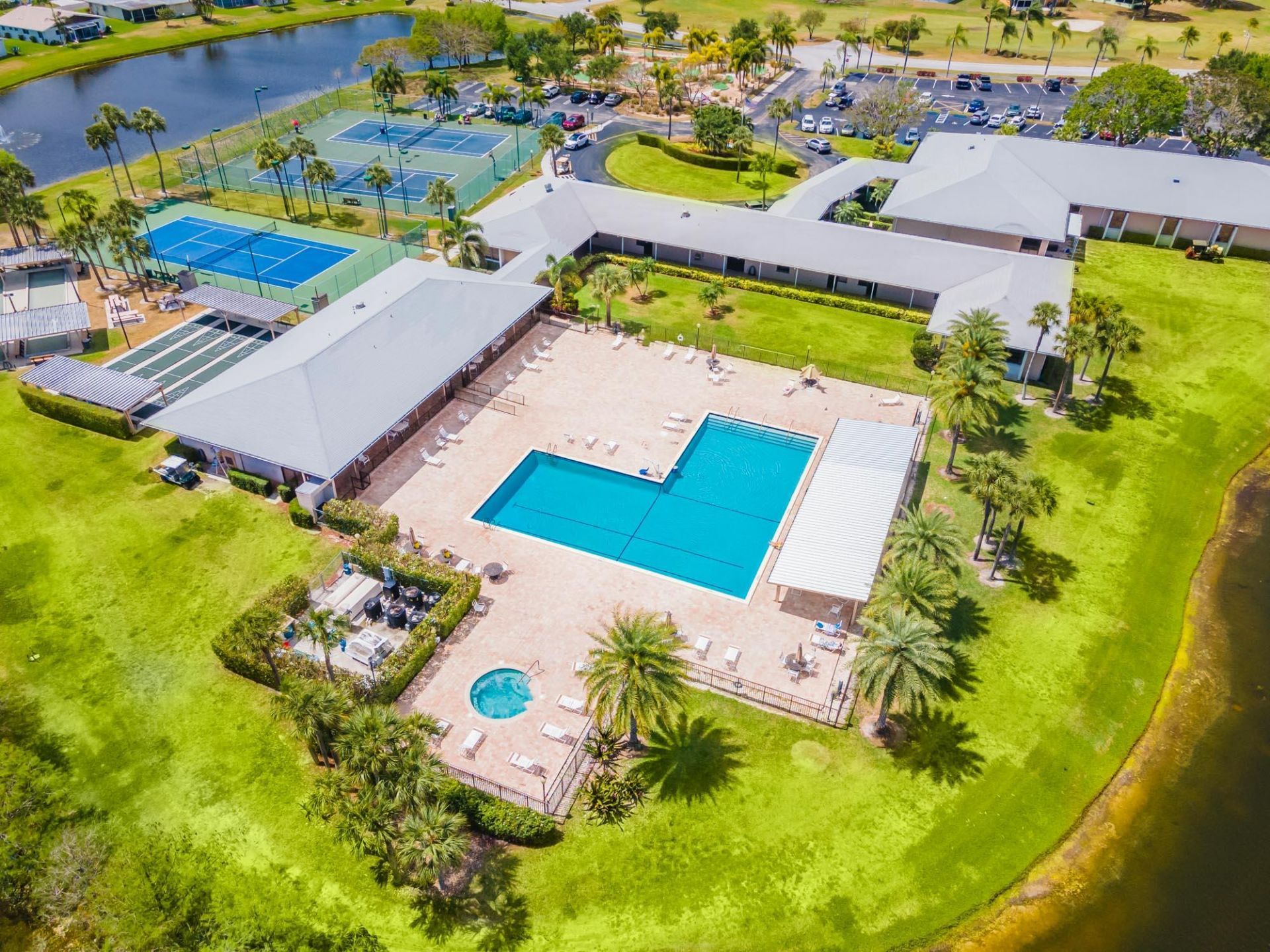 5055 Robino Circle, West Palm Beach, FL 33417 Photo