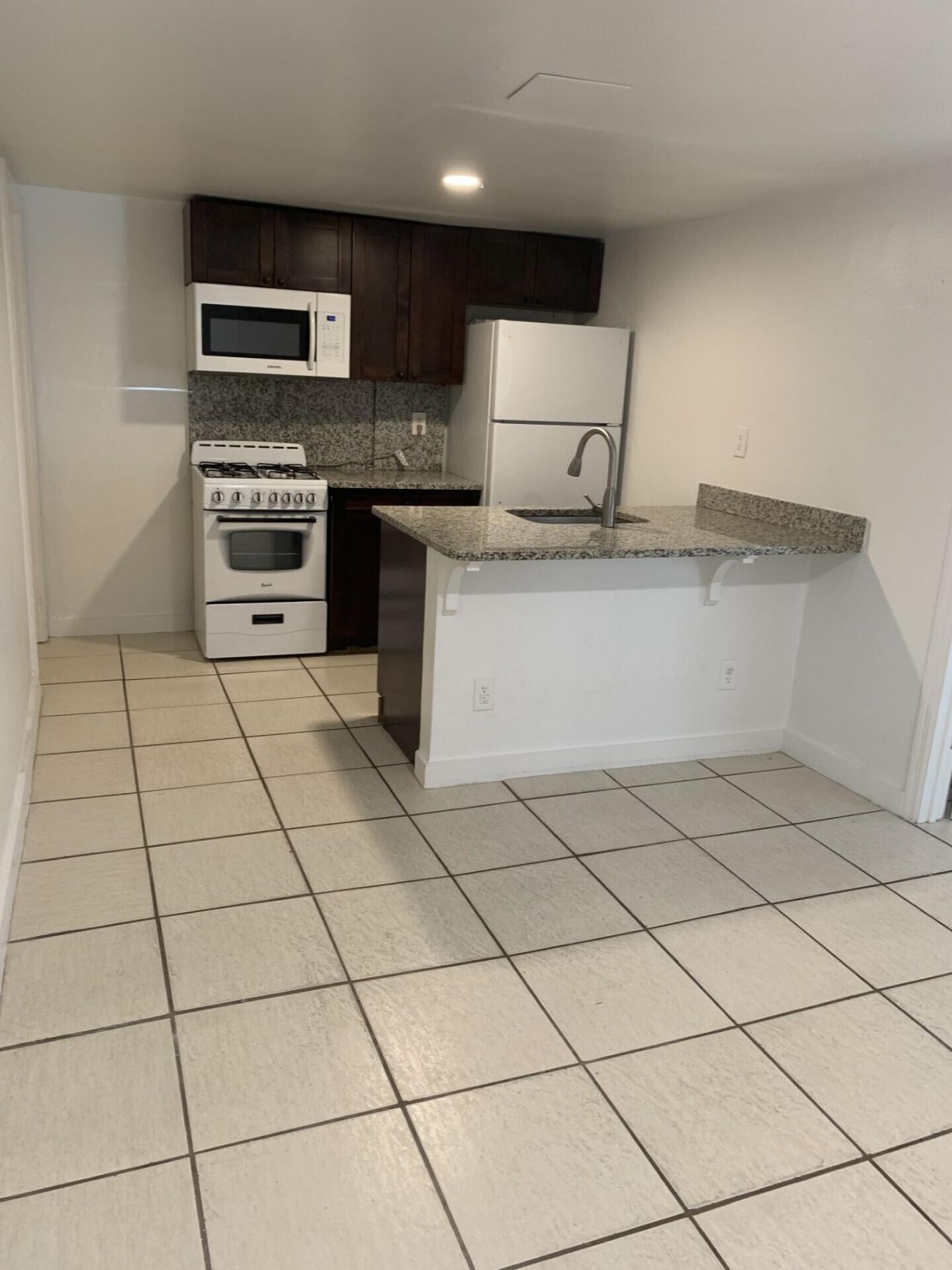 4561 Lake Avenue, Unit 9, West Palm Beach, FL 33405 Photo