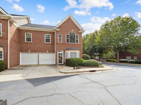 5000 Lexington Drive, Roswell, GA 30075