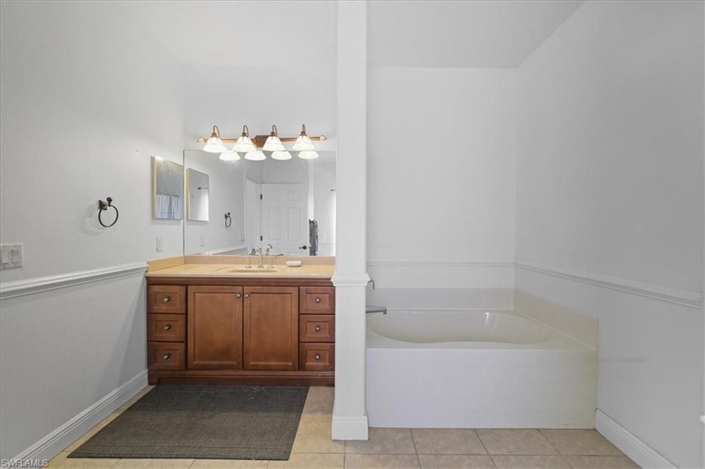 2607 Chiquita Blvd S, Cape Coral, FL 33914 Photo