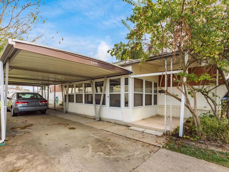 5444 Carson City Lane, Dublin, OH 43016 Photo 2