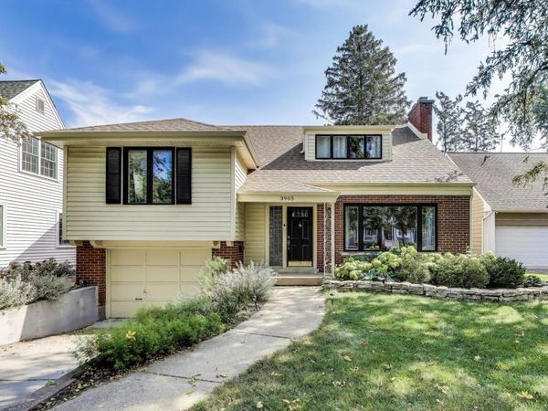 3905 Lawn Avenue, Western Springs, IL 60558