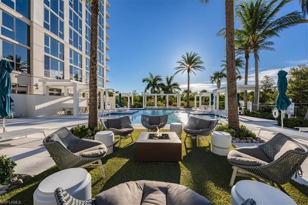 6897 Grenadier Blvd, Unit 1701, Naples, FL 34108 Photo