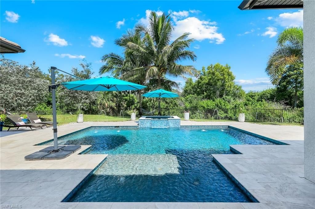 5861 Napa Woods Way, Naples, FL 34116 Photo