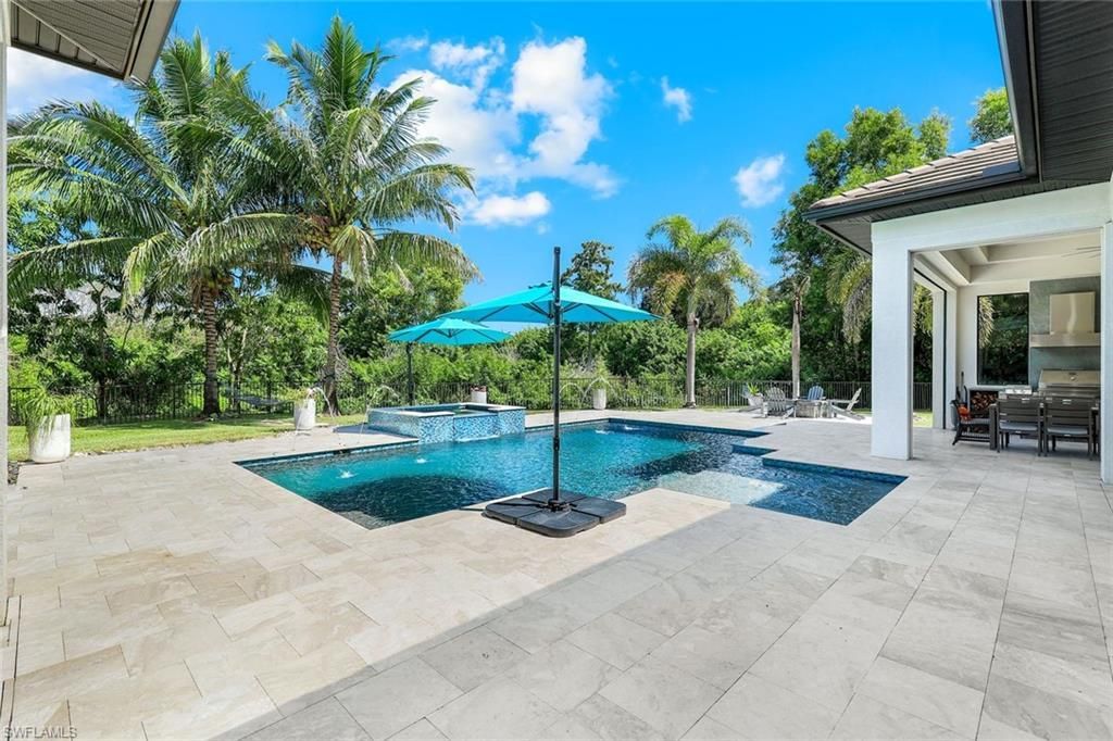 5861 Napa Woods Way, Naples, FL 34116 Photo