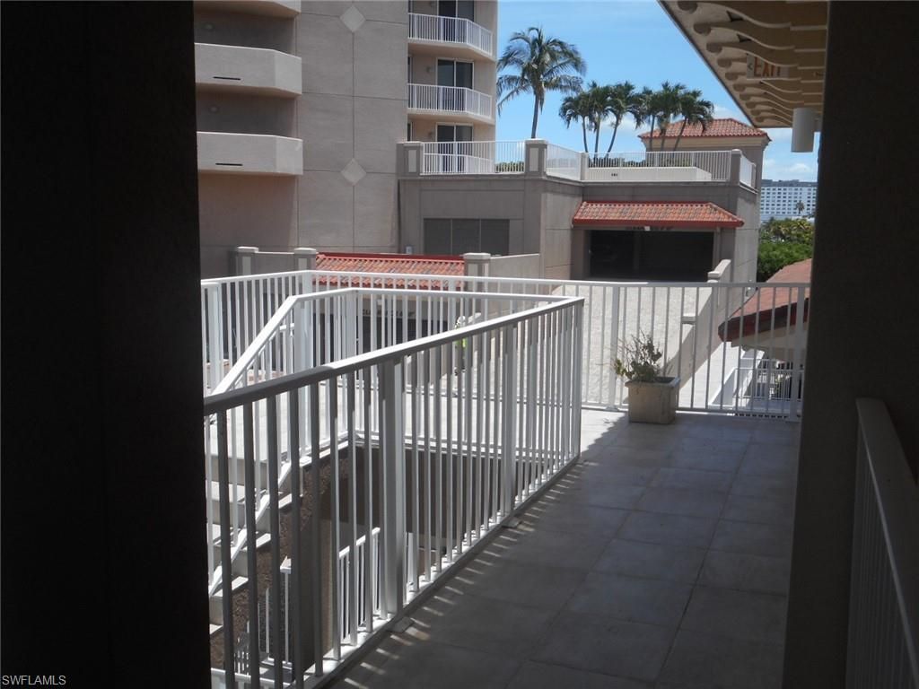 2080 W 1st St, Unit 304, Fort Myers, FL 33901 Photo