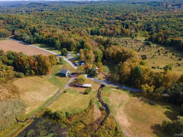 191 White Schoolhouse Rd, Rhinebeck, NY 12572