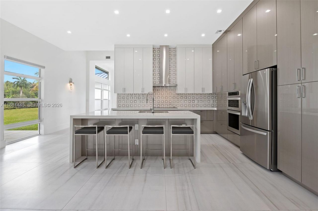 2400 SW 112th Ave, Davie, FL 33325 Photo