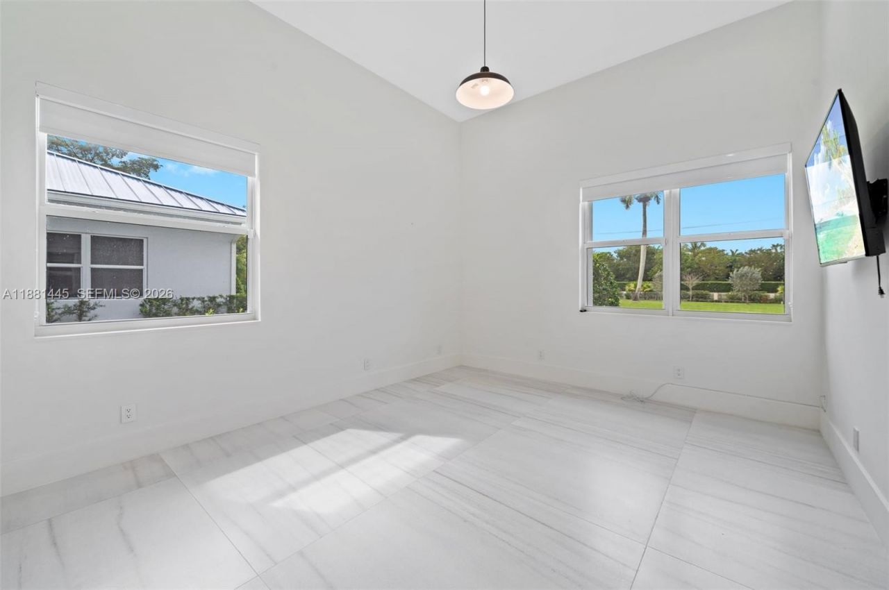 2400 SW 112th Ave, Davie, FL 33325 Photo