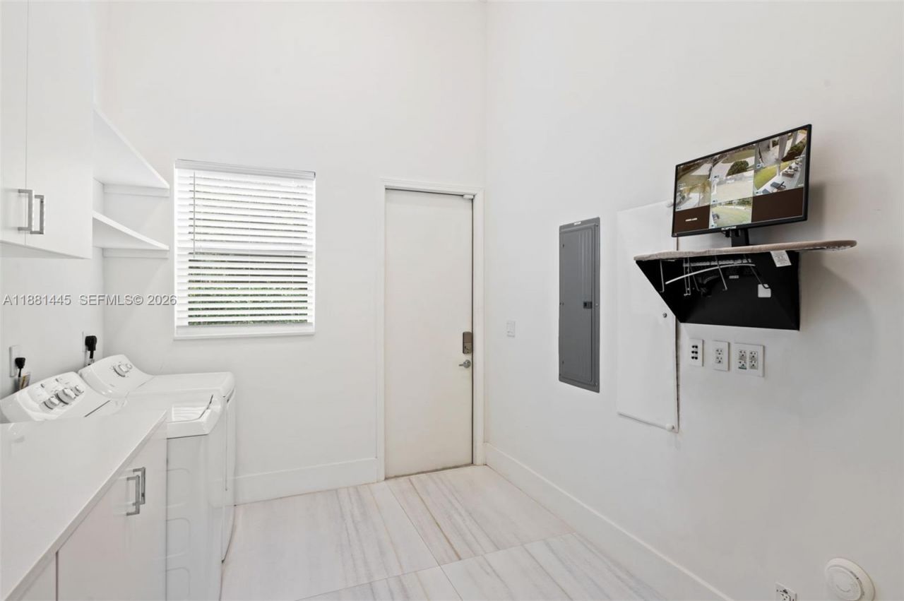 2400 SW 112th Ave, Davie, FL 33325 Photo