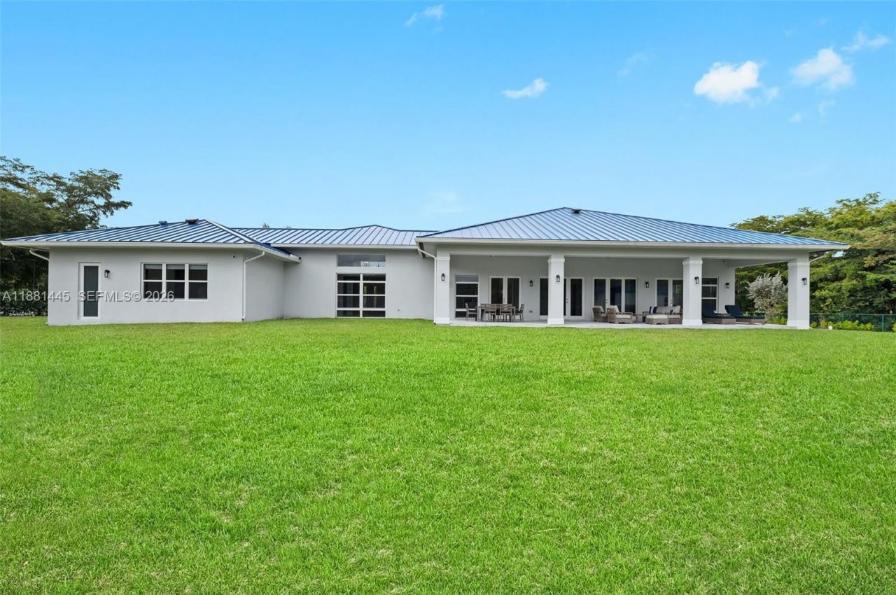 2400 SW 112th Ave, Davie, FL 33325 Photo