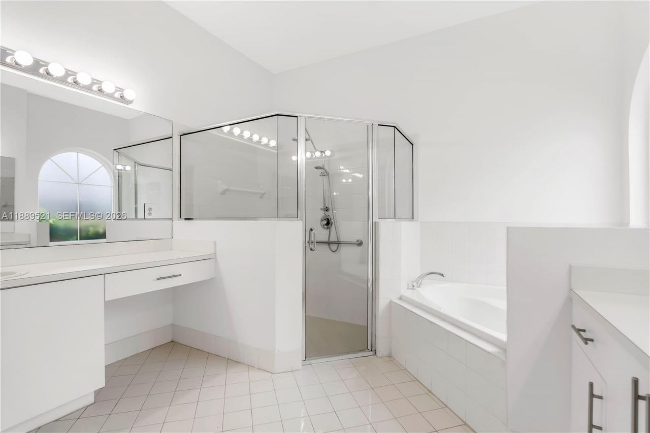 3591 NE 10th Dr, Homestead, FL 33033 Photo