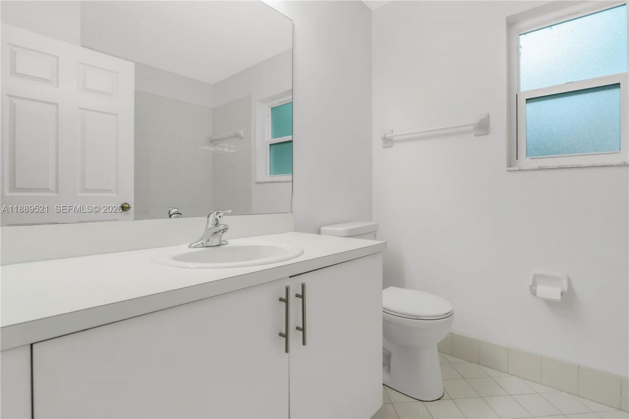 3591 NE 10th Dr, Homestead, FL 33033 Photo