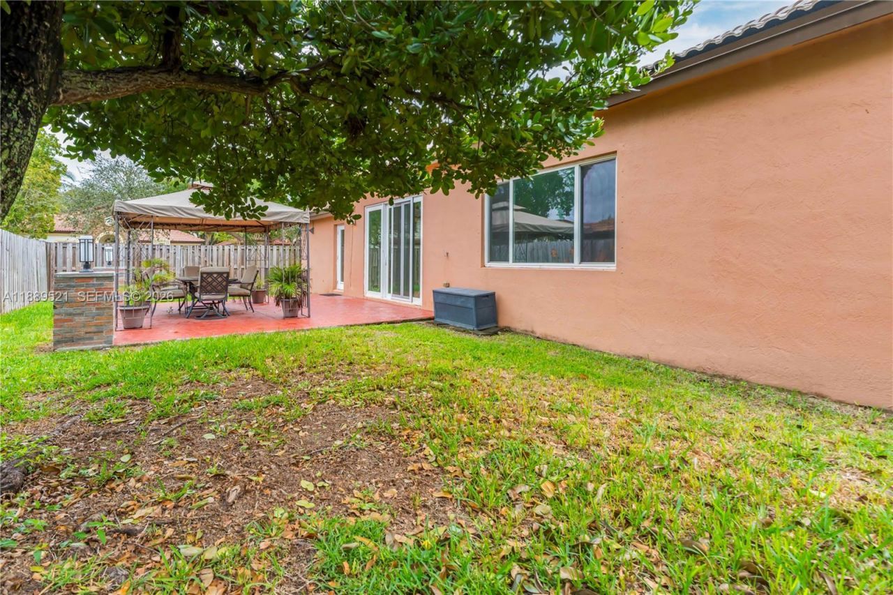 3591 NE 10th Dr, Homestead, FL 33033 Photo