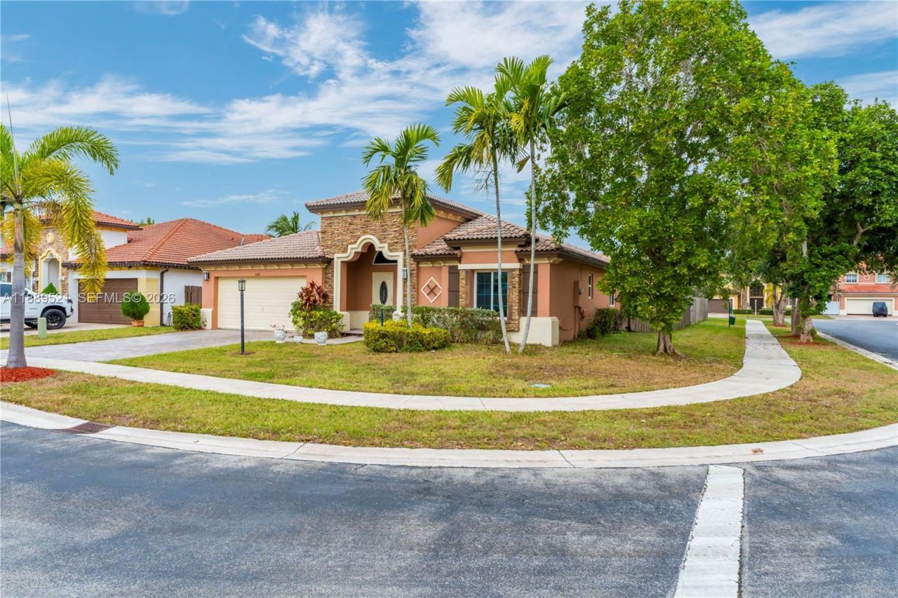 3591 NE 10th Dr, Homestead, FL 33033 Photo