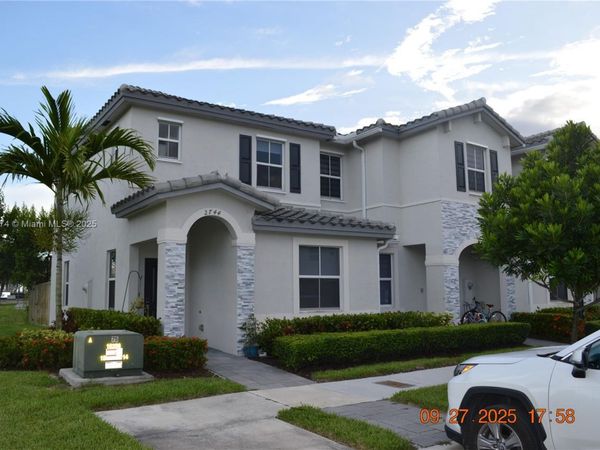 2744 SE 19th St, Homestead, FL 33035