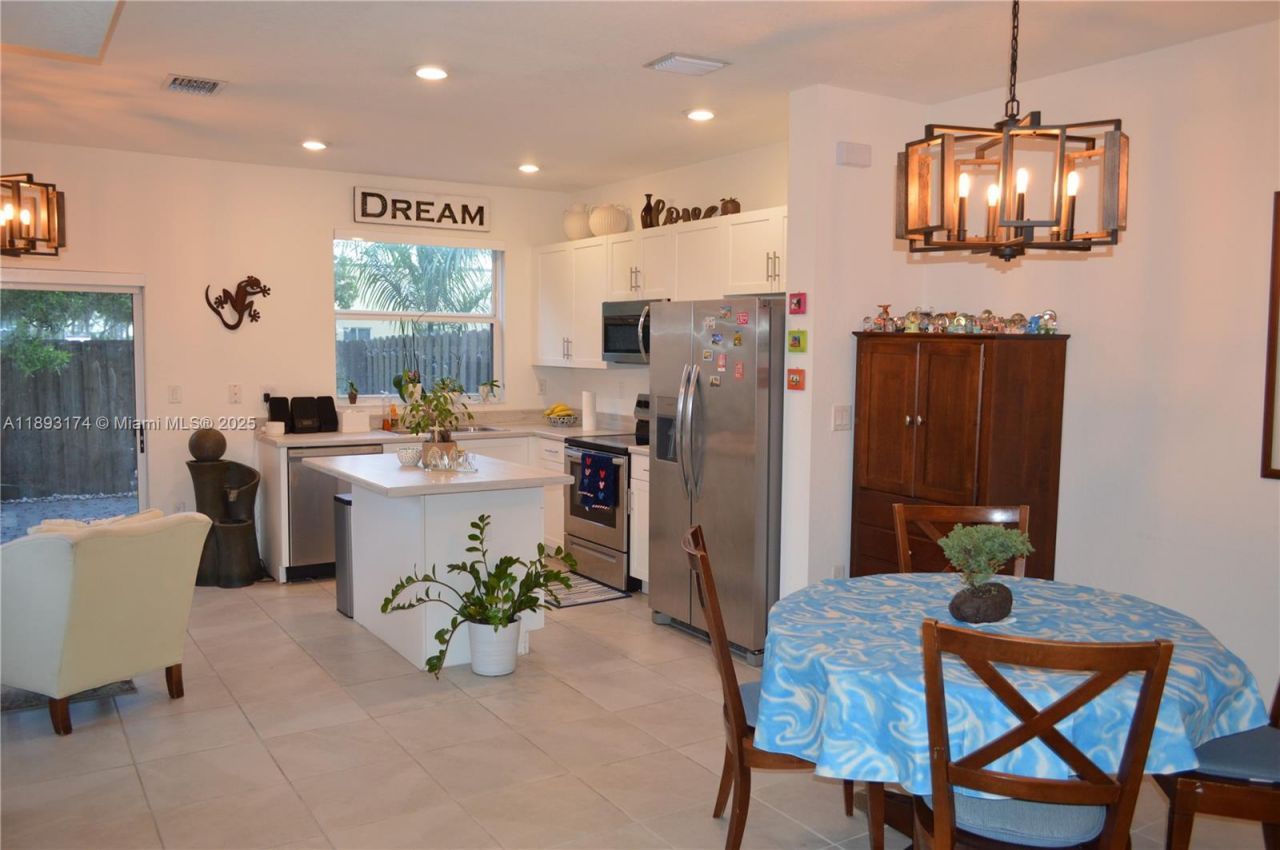 2744 SE 19th St, Homestead, FL 33035 Photo