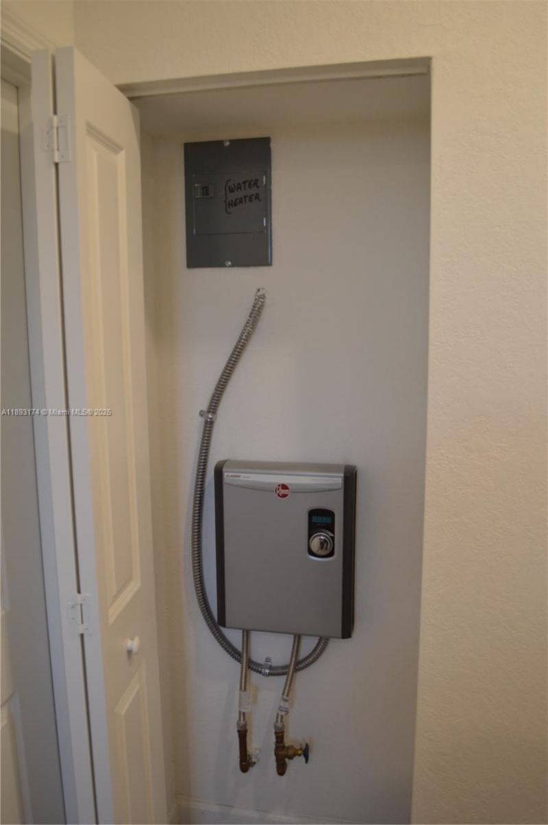 2744 SE 19th St, Homestead, FL 33035 Photo