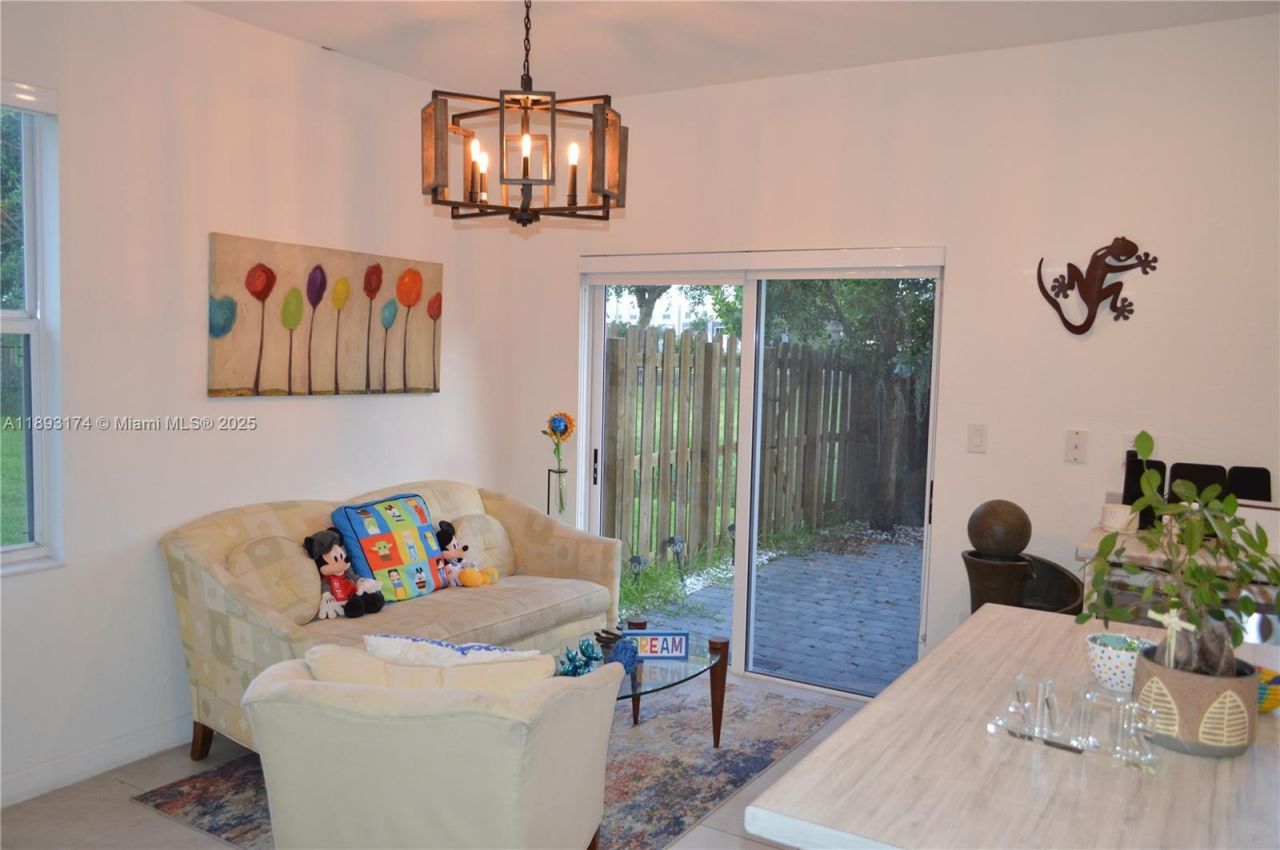 2744 SE 19th St, Homestead, FL 33035 Photo