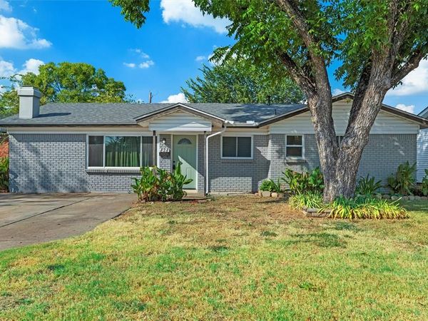 828 Russell Road, Everman, TX 76140