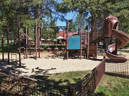 11317 Elle Ellen, Truckee, CA 96161 Photo