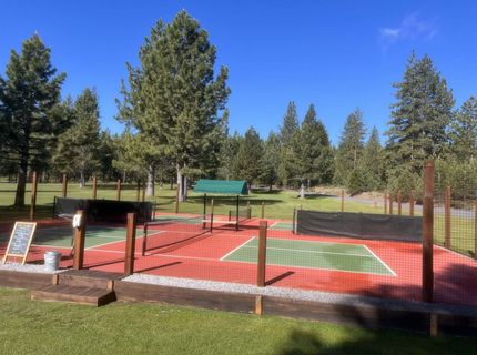 11317 Elle Ellen, Truckee, CA 96161 Photo