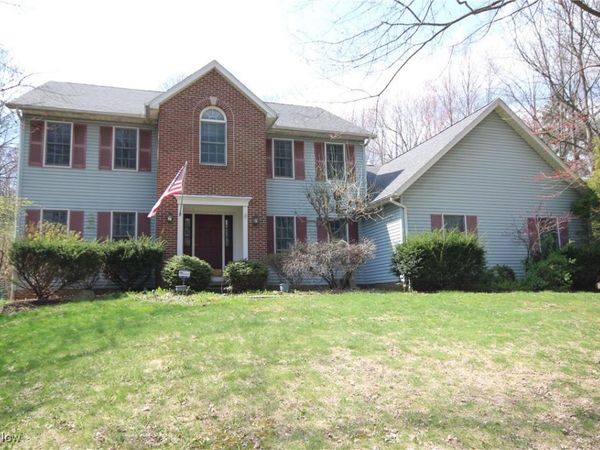 2660 S Medina Line Road, Wadsworth, OH 44281