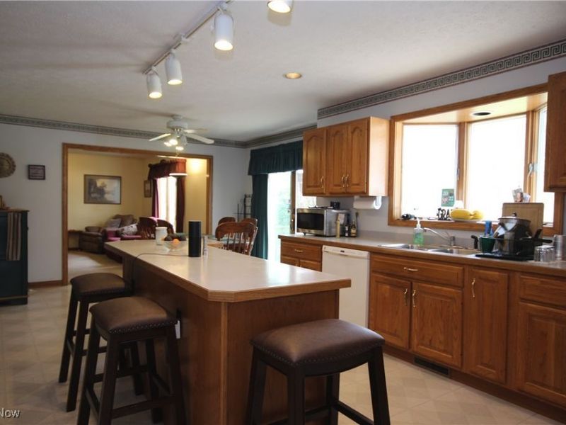 2660 S Medina Line Road, Wadsworth, OH 44281 Photo 10