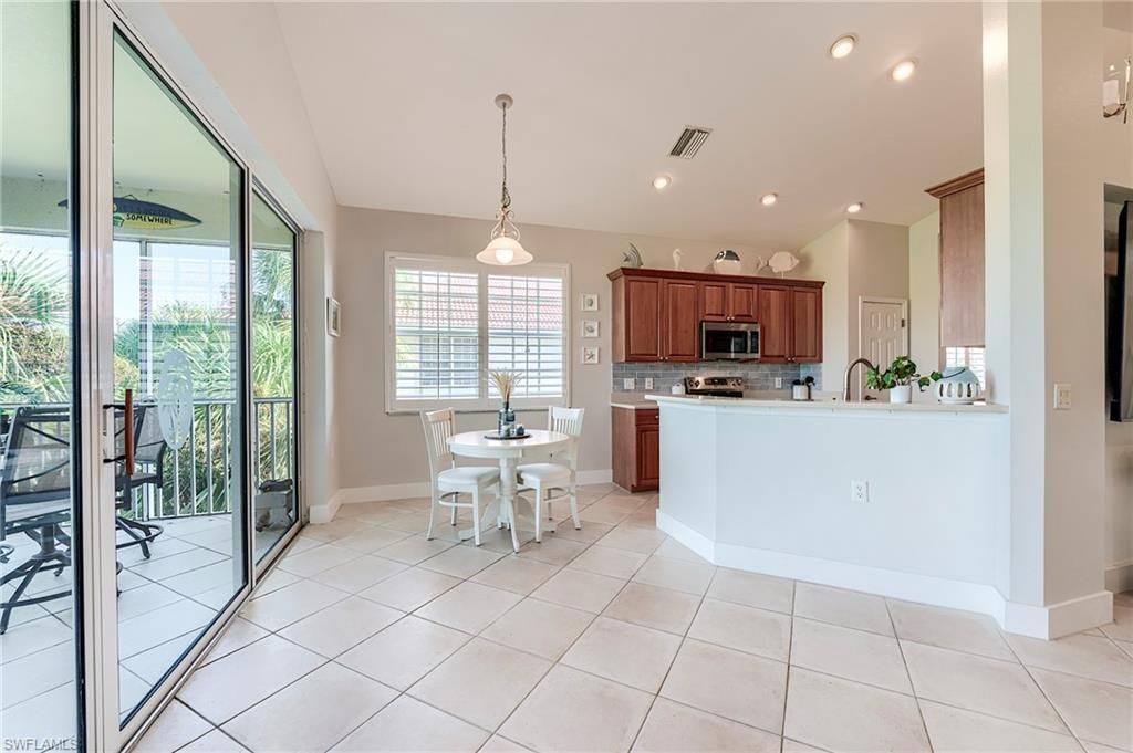 16304 Crown Arbor Way, Unit 202, Fort Myers, FL 33908 Photo