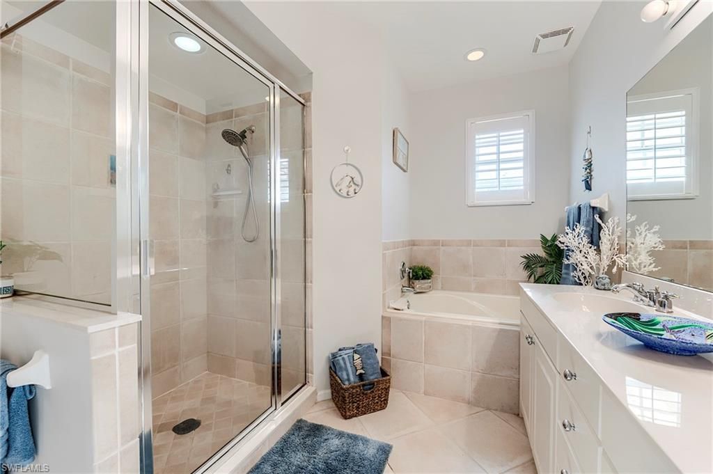 16304 Crown Arbor Way, Unit 202, Fort Myers, FL 33908 Photo