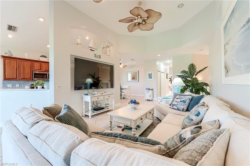 16304 Crown Arbor Way, Unit 202, Fort Myers, FL 33908 Photo