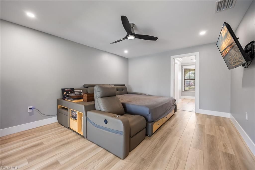 1860 Marina Cir, North Fort Myers, FL 33903 Photo