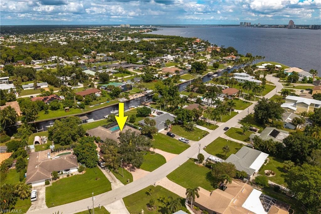 1860 Marina Cir, North Fort Myers, FL 33903 Photo