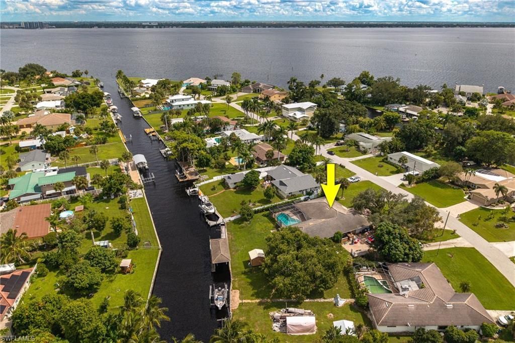 1860 Marina Cir, North Fort Myers, FL 33903 Photo