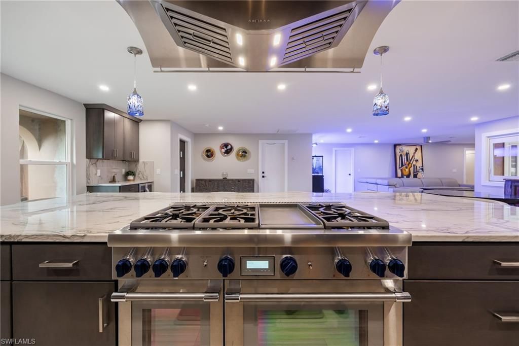 1860 Marina Cir, North Fort Myers, FL 33903 Photo