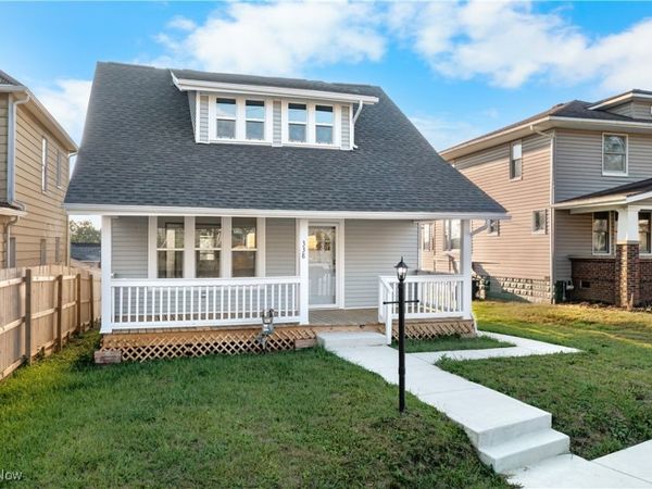 338 Woodlawn Avenue, Cambridge, OH 43725