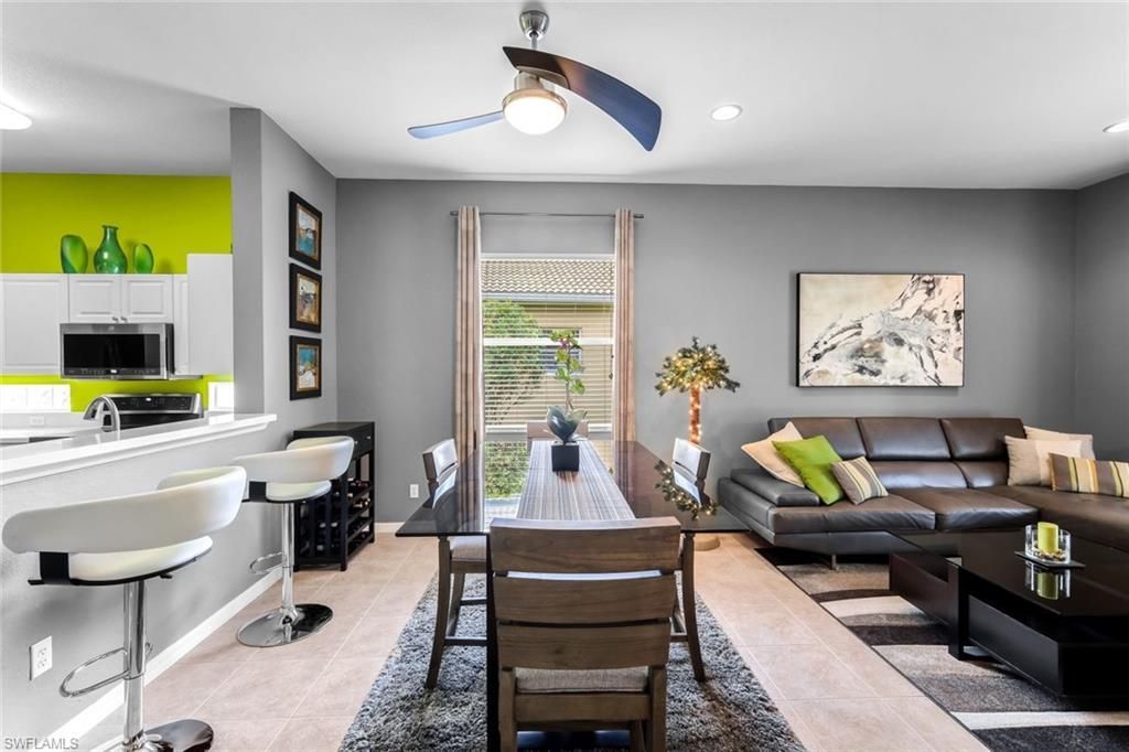 2724 Blue Cypress Lake Ct, Cape Coral, FL 33909 Photo