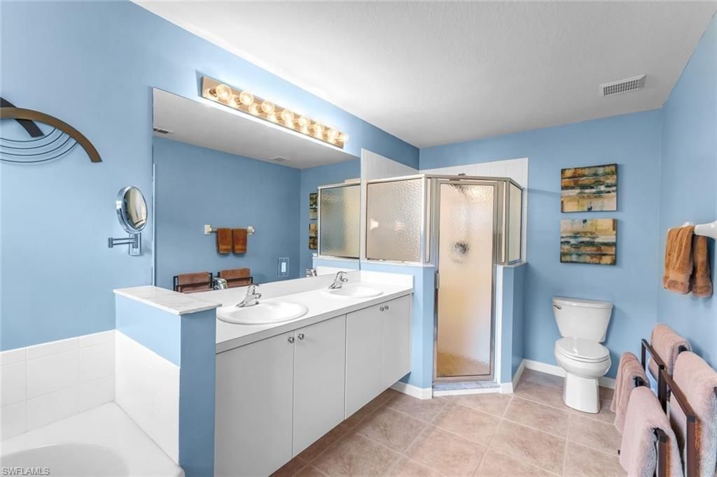 2724 Blue Cypress Lake Ct, Cape Coral, FL 33909 Photo