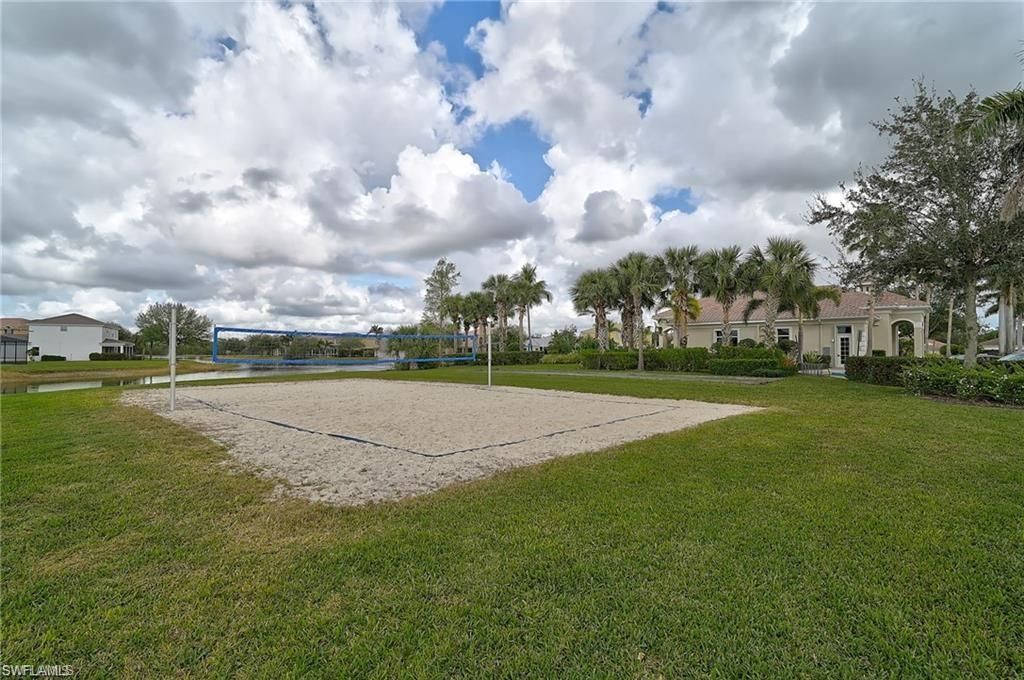 2724 Blue Cypress Lake Ct, Cape Coral, FL 33909 Photo