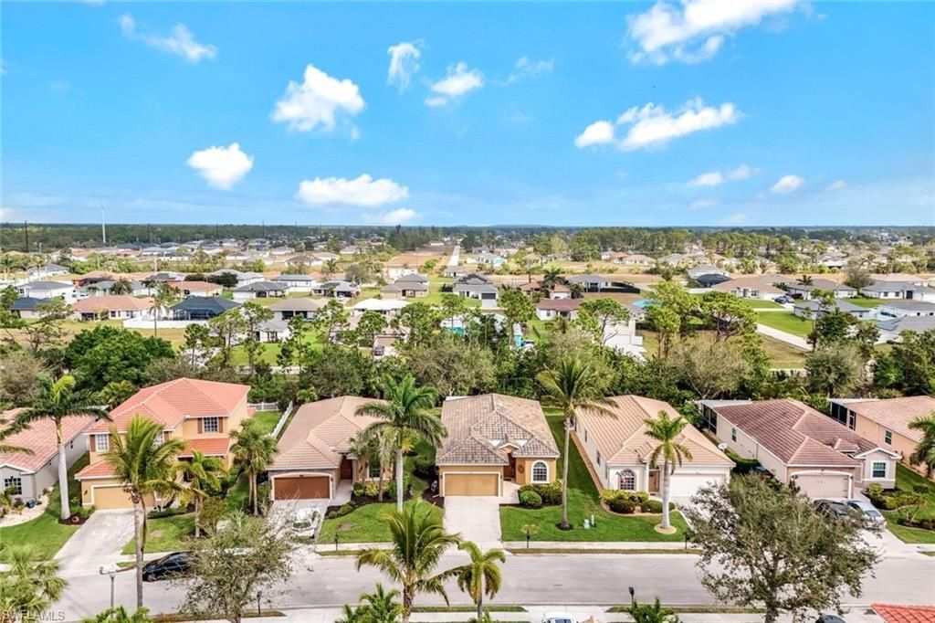 2724 Blue Cypress Lake Ct, Cape Coral, FL 33909 Photo