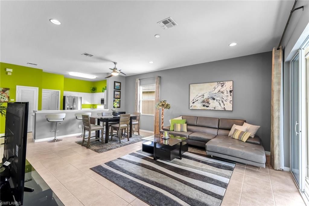 2724 Blue Cypress Lake Ct, Cape Coral, FL 33909 Photo