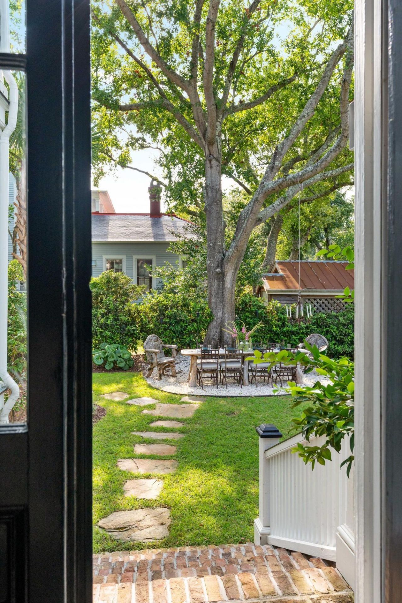 1750 Ion Avenue Photo 13