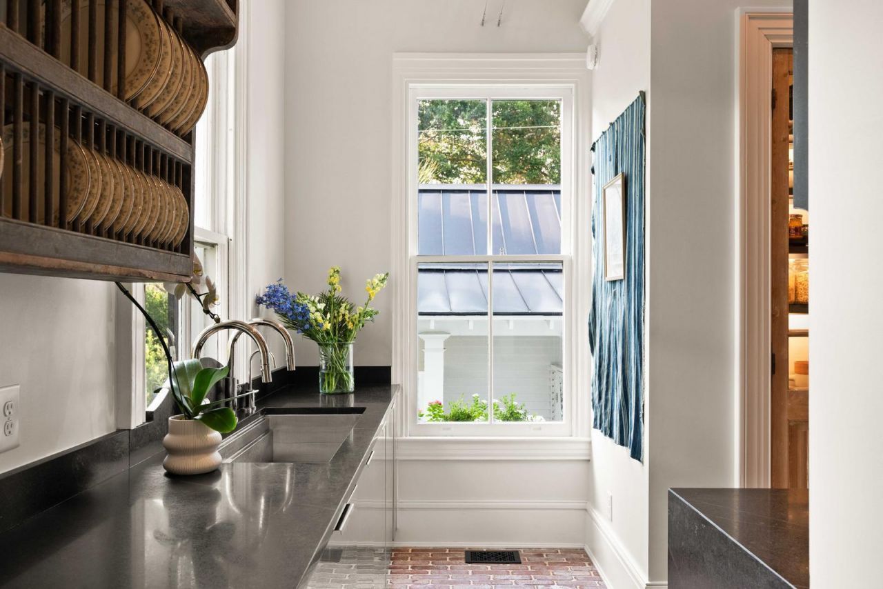 1750 Ion Avenue Photo 19