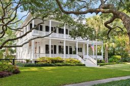 1750 Ion Avenue photo 4