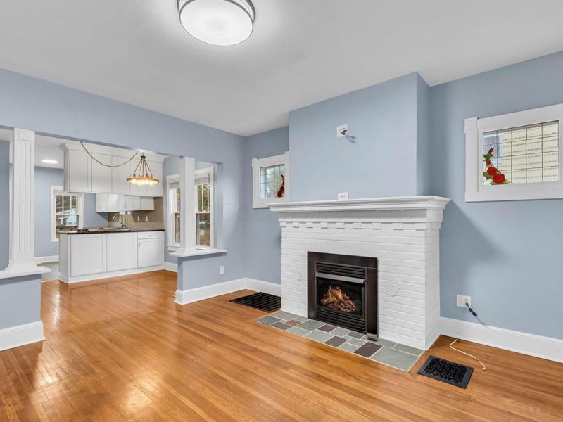 477 W 4th Avenue, Columbus, OH 43201 Photo 2